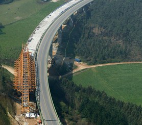 Autovía del Cantábrico A-8. Tramo Ballota-Cadavedo, España