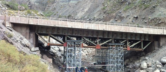 Puente Confluencia, Saladillo Los Andes, V region, Chile