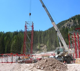 Puente sobre el Río Rudavoi, Belluno, Italia