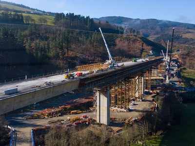 El carácter modular de los moldajes ULMA, clave en el viaducto de Antzuola