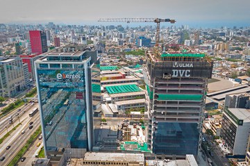 Nueva torre en el centro de Lima