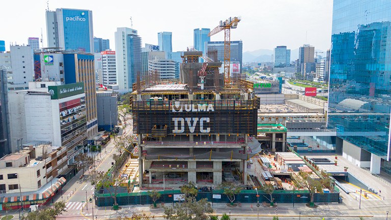 Nueva torre en el centro de Lima