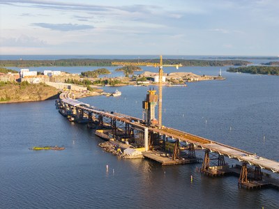 El puente más largo y más alto de Finlandia