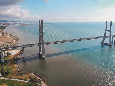 Reparación del puente atirantado Vasco da Gama, Lisboa