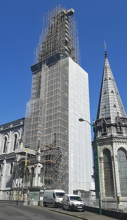 Soluciones de andamio a medida para la restauración del Santuario de Lourdes