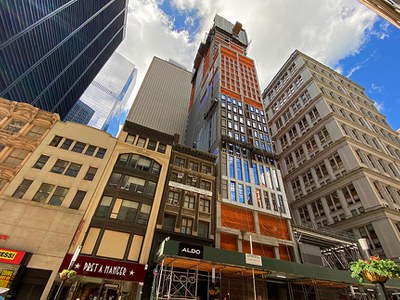 La torre 185 Broadway despunta en el distrito financiero de Nueva York